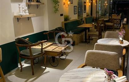 Karşıyaka Merkezde, Çarşı, İzbana Yürüme Mesafesinde Devren Kafe