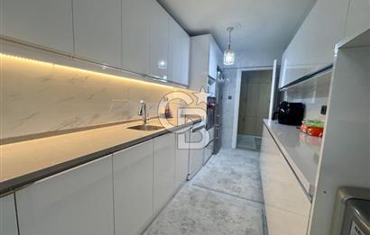 Bayraklı Postacılar'da  Full Tadilatlı Doğalgazlı Ara Kat Satılık 3+1 Daire