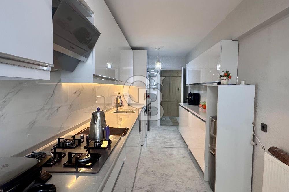 Bayraklı Postacılar'da  Full Tadilatlı Doğalgazlı Ara Kat Satılık 3+1 Daire