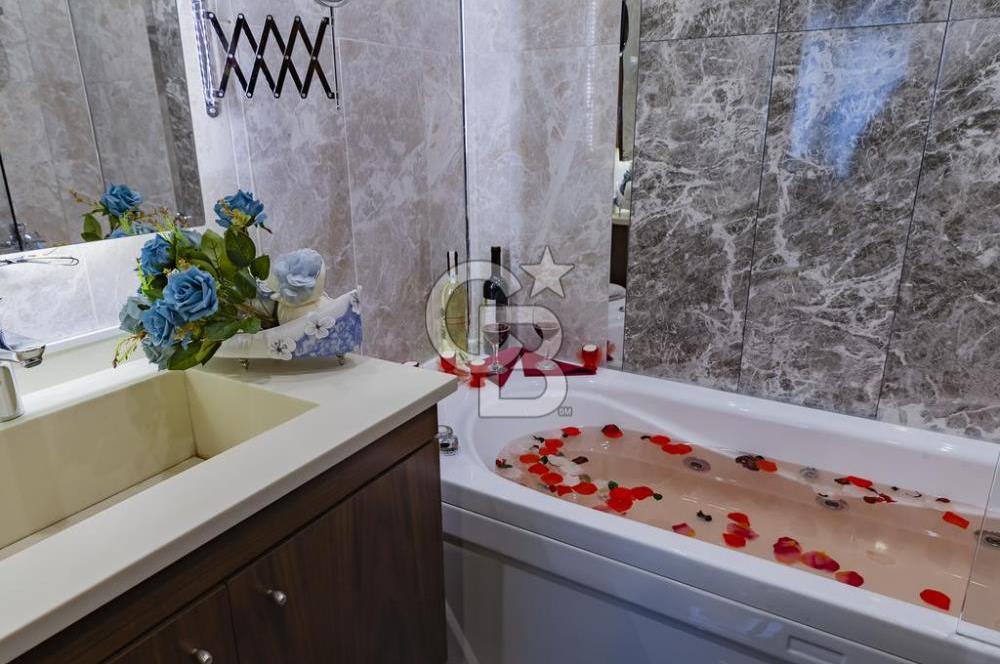 BEYOĞLU CİHANGİRDE DENİZ MANZARALI SATILIK OTEL