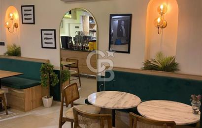 Karşıyaka Merkezde, Çarşı, İzbana Yürüme Mesafesinde Devren Kafe