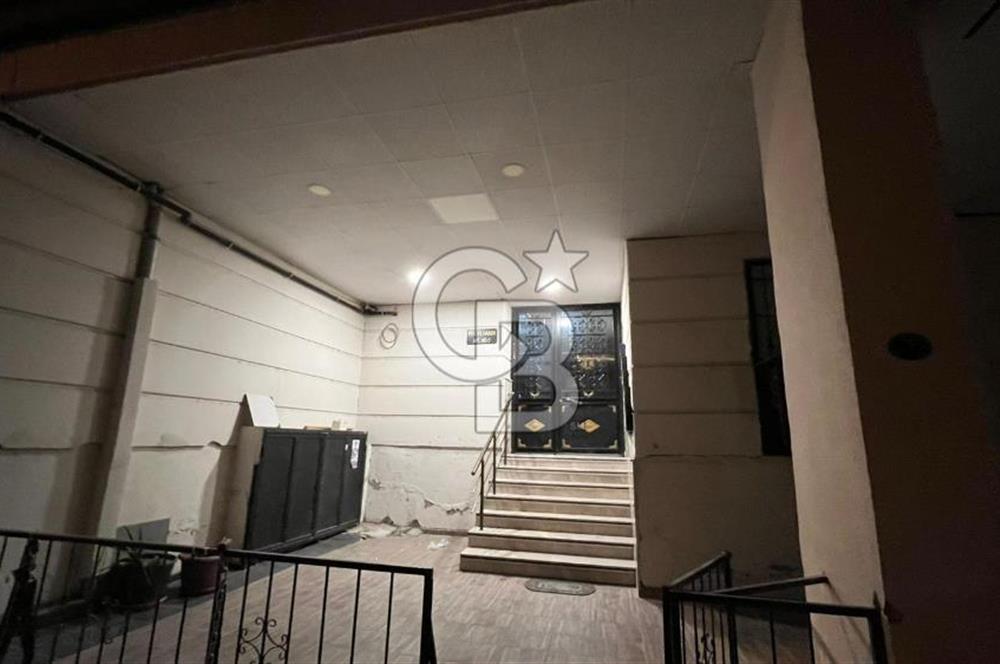 Bayraklı Çay Mahallesi Satılık 2+1 80m2 Daire