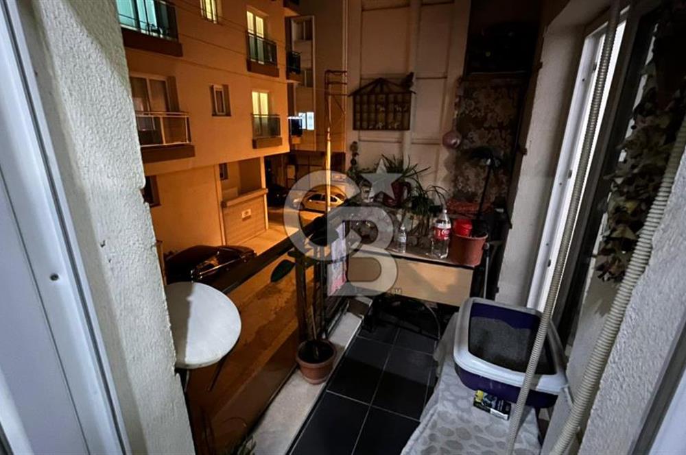 Bayraklı Çay Mahallesi Satılık 2+1 80m2 Daire