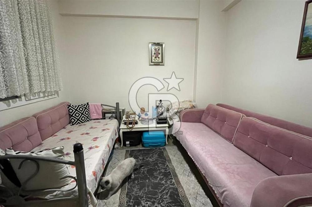 Bayraklı Çay Mahallesi Satılık 2+1 80m2 Daire