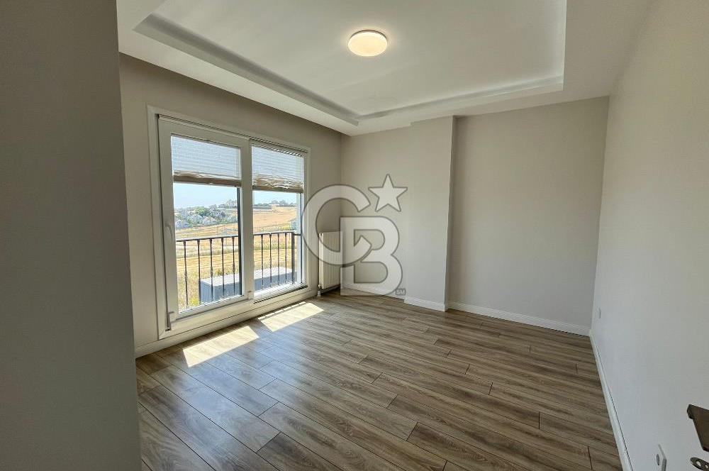 BÜYÜKÇEKMECE'DE 417M² ARSA İÇİNDE DENİZ MANZARALI MÜSTAKİL VİLLA
