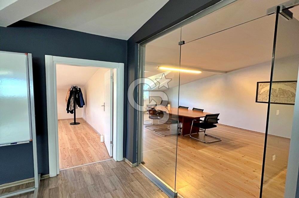 E-5 ÜZERİNDE, TÜYAP KARŞISI, 4 KATLI TAM MÜSTAKİL TİCARİ VİLLA