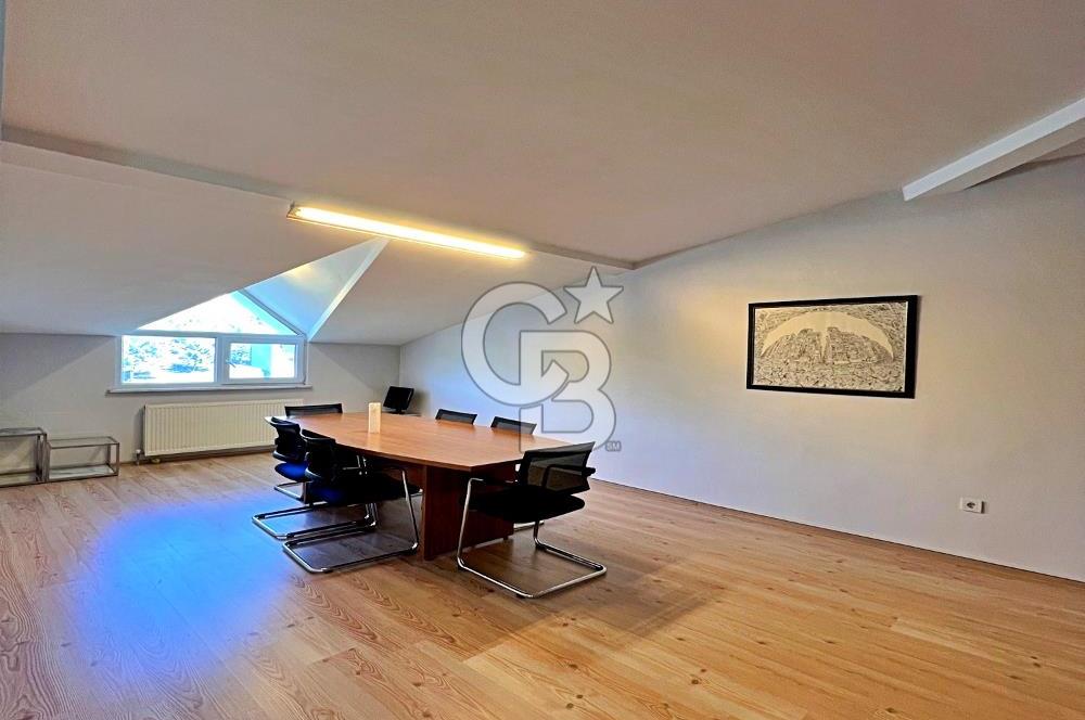 E-5 ÜZERİNDE, TÜYAP KARŞISI, 4 KATLI TAM MÜSTAKİL TİCARİ VİLLA