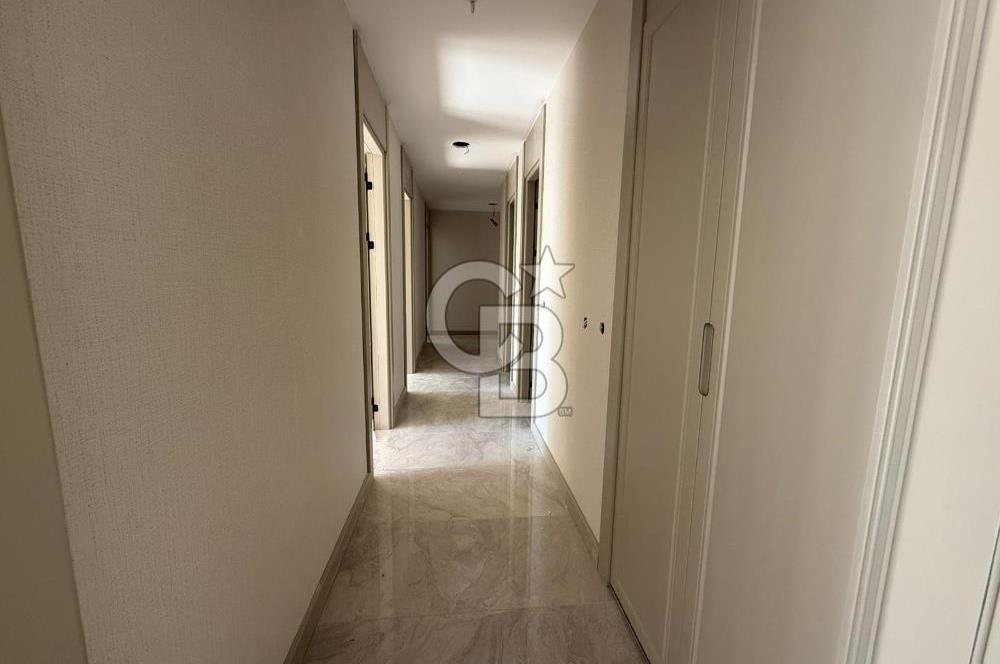OVACIK MERKEZDE BULVAR YANI GÜNEY CEPHE ACİL SATILIK 4+1