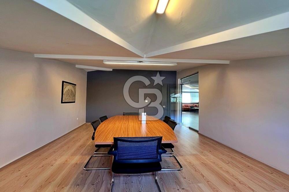 E-5 ÜZERİNDE, TÜYAP KARŞISI, 4 KATLI TAM MÜSTAKİL TİCARİ VİLLA