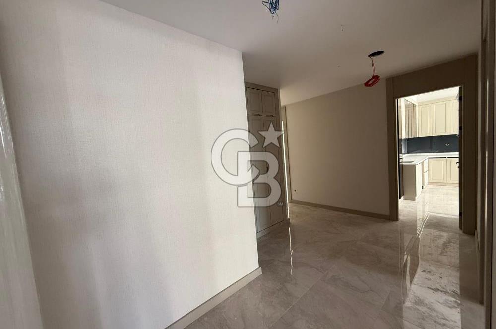 OVACIK MERKEZDE BULVAR YANI GÜNEY CEPHE ACİL SATILIK 4+1