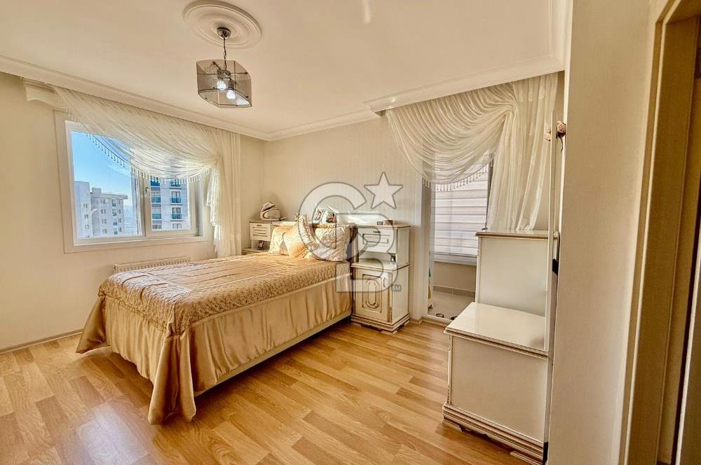 PAMUKLARDA CADDE ÜZERİ GÜNEY CEPHE MANZARALI LÜX YAPILI 3+1...