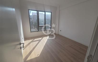 BAŞİSKELE YEŞİLYURT MÜSTAKİL BAHÇELİ SATILIK 4+1 VİLLA