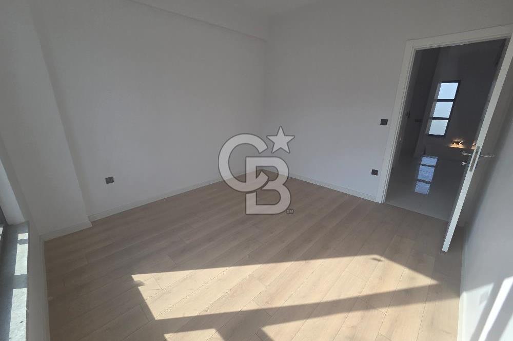BAŞİSKELE YEŞİLYURT MÜSTAKİL BAHÇELİ SATILIK 4+1 VİLLA