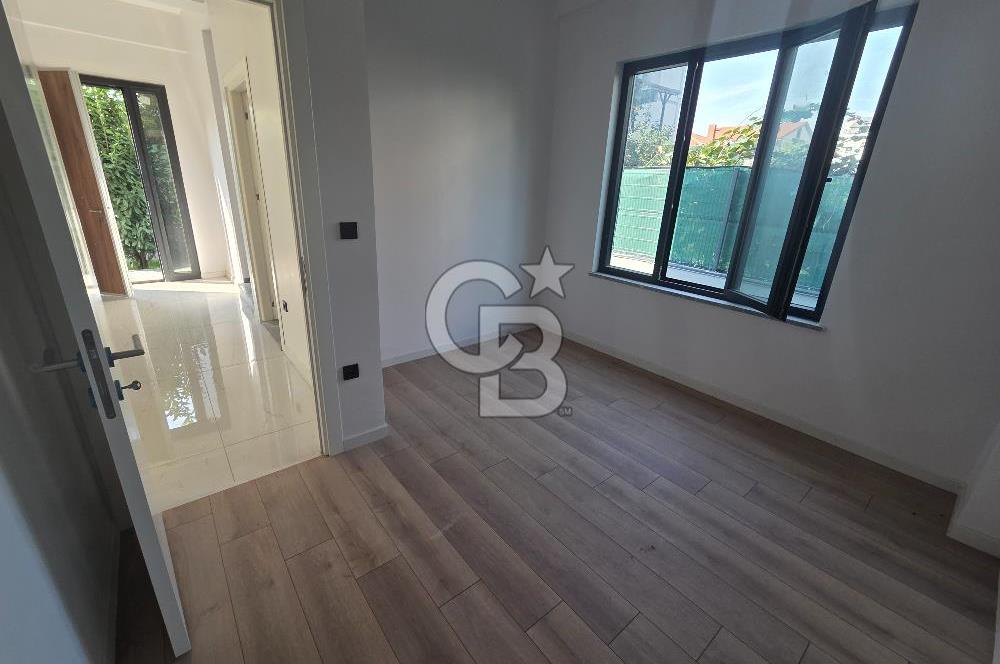 BAŞİSKELE YEŞİLYURT MÜSTAKİL BAHÇELİ SATILIK 4+1 VİLLA