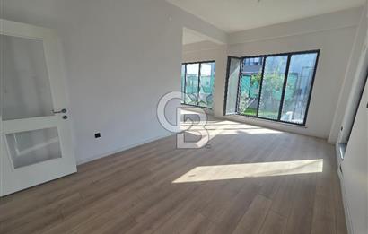 BAŞİSKELE YEŞİLYURT MÜSTAKİL BAHÇELİ SATILIK 4+1 VİLLA