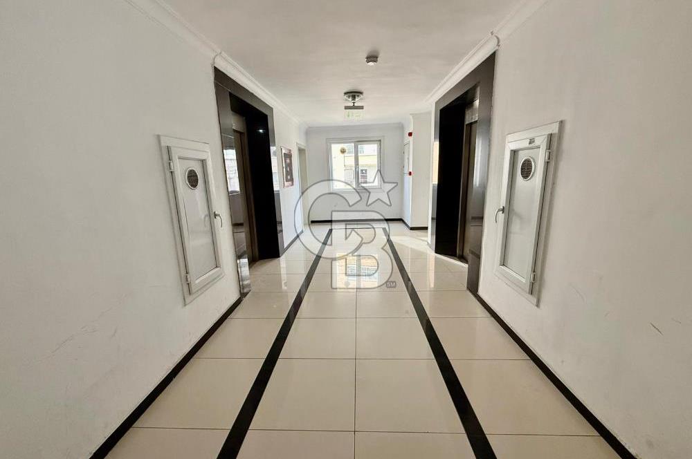 PAMUKLARDA CADDE ÜZERİ GÜNEY CEPHE MANZARALI LÜX YAPILI 3+1...
