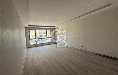 OVACIK MERKEZDE BULVAR YANI GÜNEY CEPHE ACİL SATILIK 4+1
