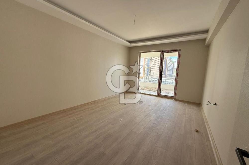 OVACIK MERKEZDE BULVAR YANI GÜNEY CEPHE ACİL SATILIK 4+1