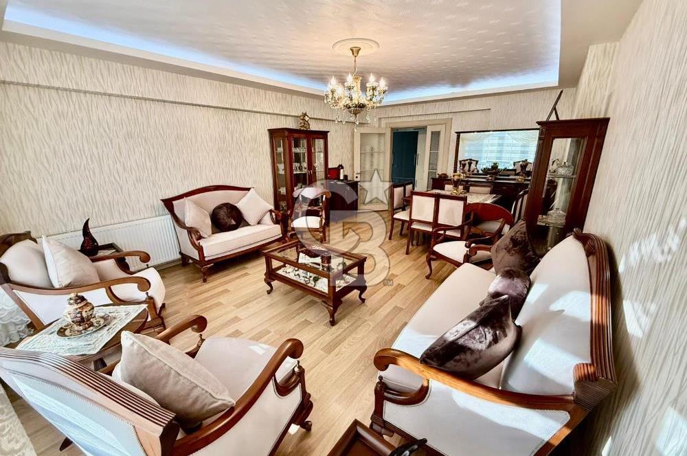 PAMUKLARDA CADDE ÜZERİ GÜNEY CEPHE MANZARALI LÜX YAPILI 3+1...
