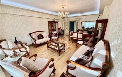 PAMUKLARDA CADDE ÜZERİ GÜNEY CEPHE MANZARALI LÜX YAPILI 3+1...