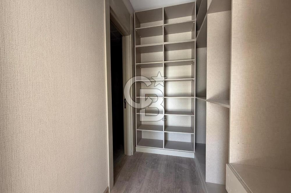 OVACIK MERKEZDE BULVAR YANI GÜNEY CEPHE ACİL SATILIK 4+1