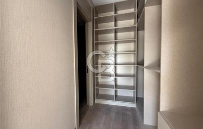 OVACIK MERKEZDE BULVAR YANI GÜNEY CEPHE ACİL SATILIK 4+1