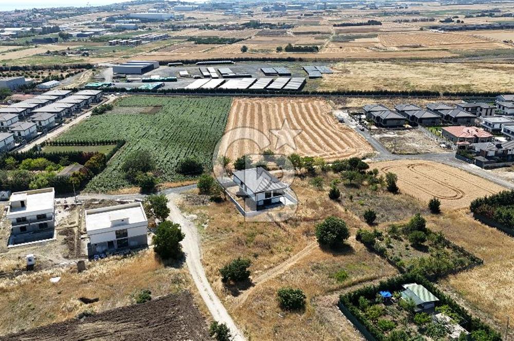 SİLİVRİ SELİMPAŞA'DA SATILIK VİLLA İMARLI ARSA