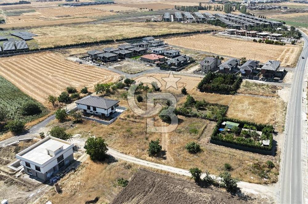 SİLİVRİ SELİMPAŞA'DA SATILIK VİLLA İMARLI ARSA