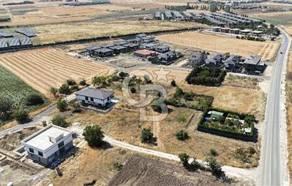 SİLİVRİ SELİMPAŞA'DA SATILIK VİLLA İMARLI ARSA