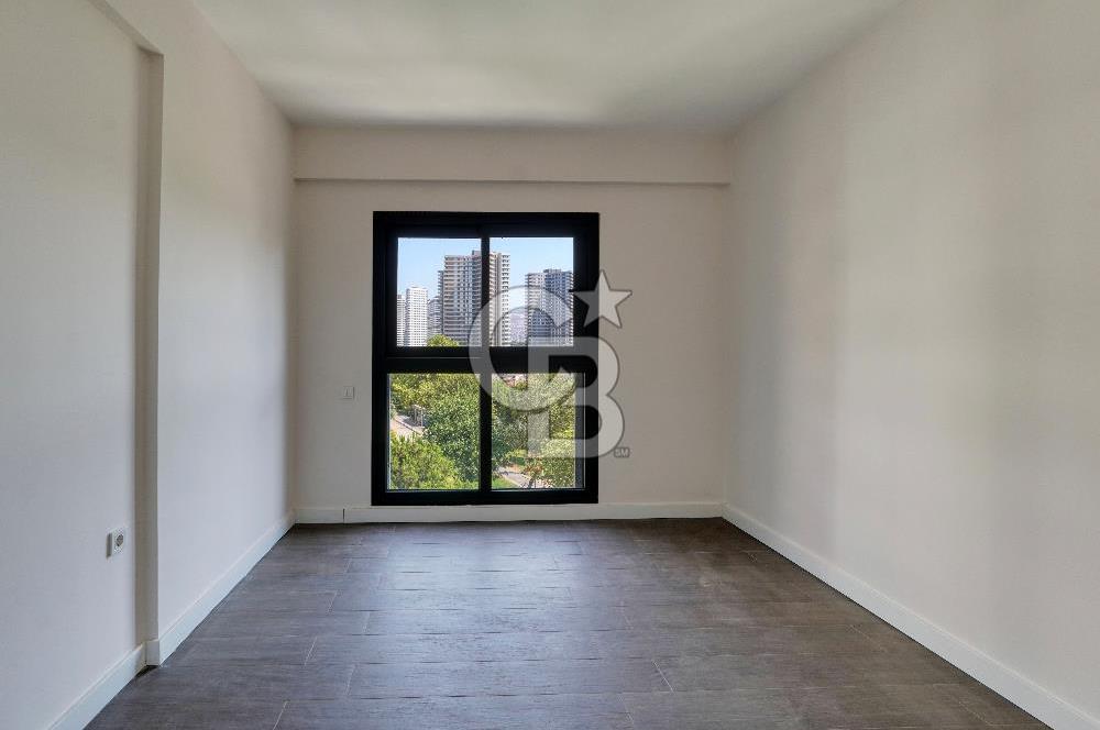 Alsancak Kahramanlar Kiralık 2+1 Ofis