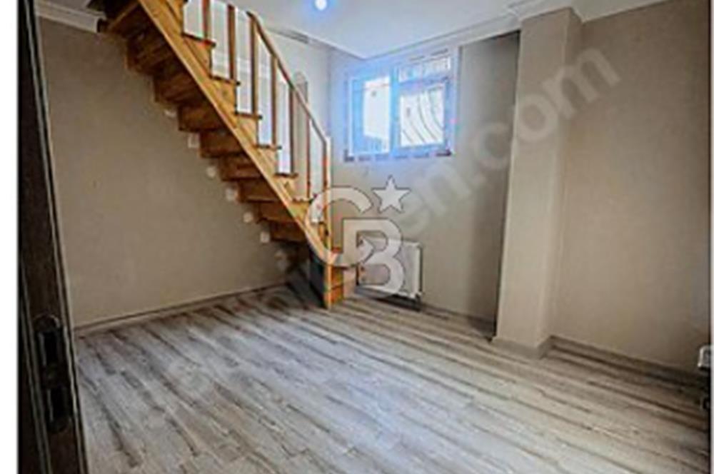 SATILIK HARAÇÇI GÖÇMENKENT'DE 4+1 150 M² BAHÇE KATI