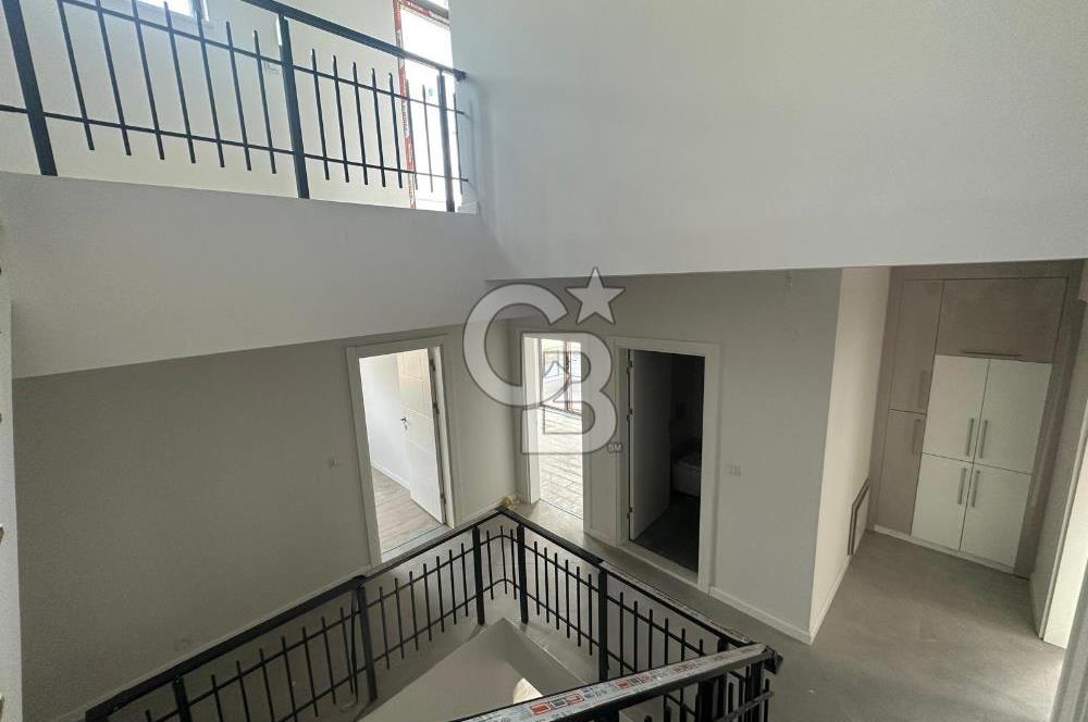 Barbaros Mahallesinde Kiralık 5+1 Lüks Villa