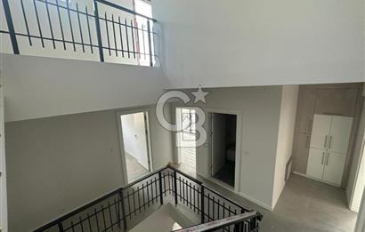 Barbaros Mahallesinde Kiralık 5+1 Lüks Villa
