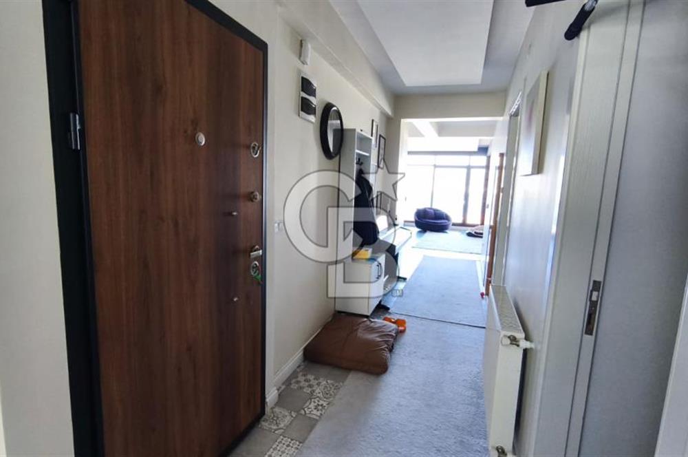 KARATAŞ'TA DENİZ MANZARALI,TADİLATLI, ÖZEL TASARIM, SATILIK 1+1 DAİRE