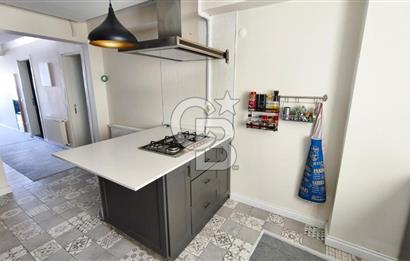 KARATAŞ'TA DENİZ MANZARALI,TADİLATLI, ÖZEL TASARIM, SATILIK 1+1 DAİRE
