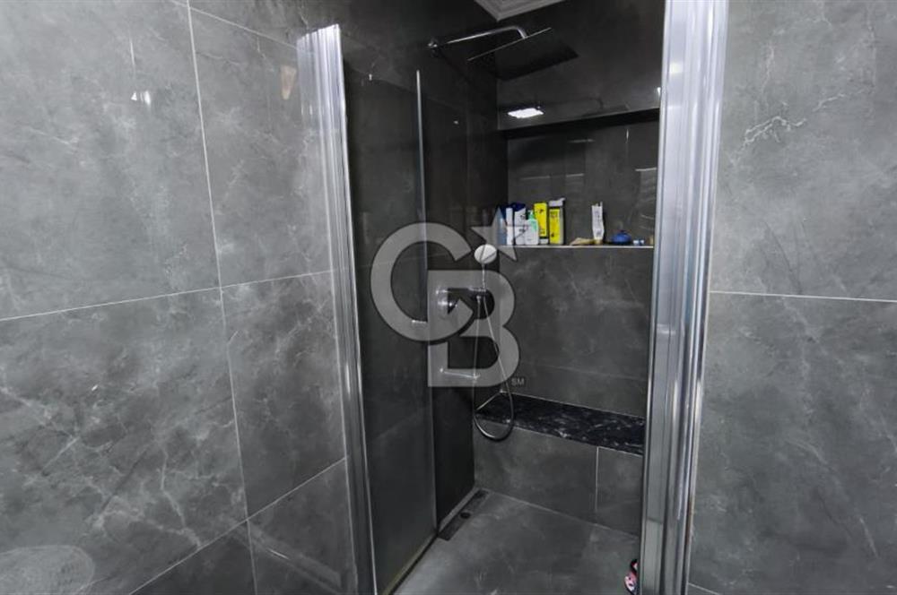 KARATAŞ'TA DENİZ MANZARALI,TADİLATLI, ÖZEL TASARIM, SATILIK 1+1 DAİRE
