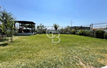 BÜYÜKÇEKMECE'DE 417M² ARSA İÇİNDE DENİZ MANZARALI MÜSTAKİL VİLLA