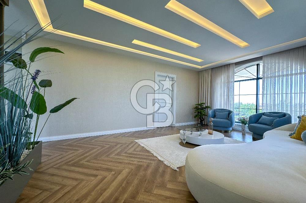 Büyükçekmece Güzelce' de Havuzlu Lüks Satılık Müstakil Villa
