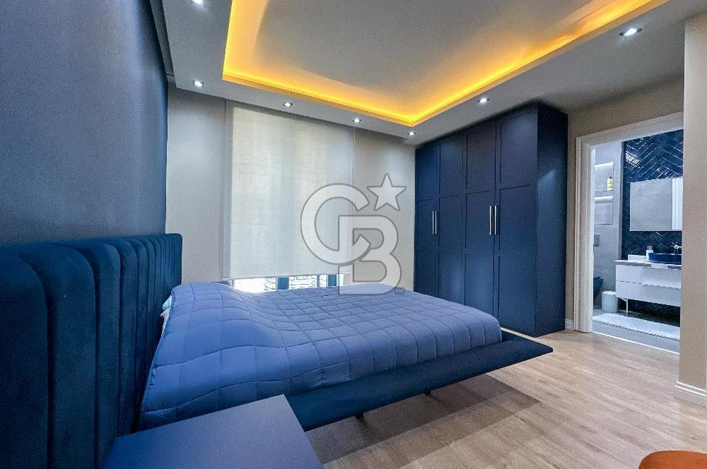Büyükçekmece Güzelce' de Havuzlu Lüks Satılık Müstakil Villa