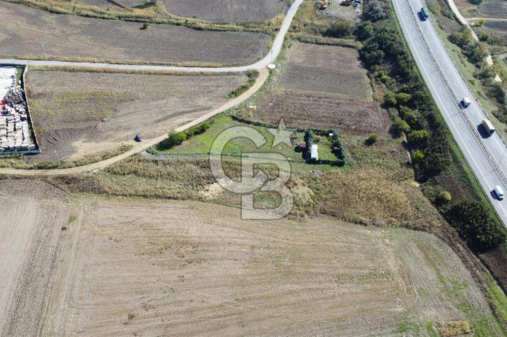 BÜYÜKÇEKMECE CELALİYE'DE 277 m² SATILIK ARSA -SINIRLARI ÇEVRİLİ