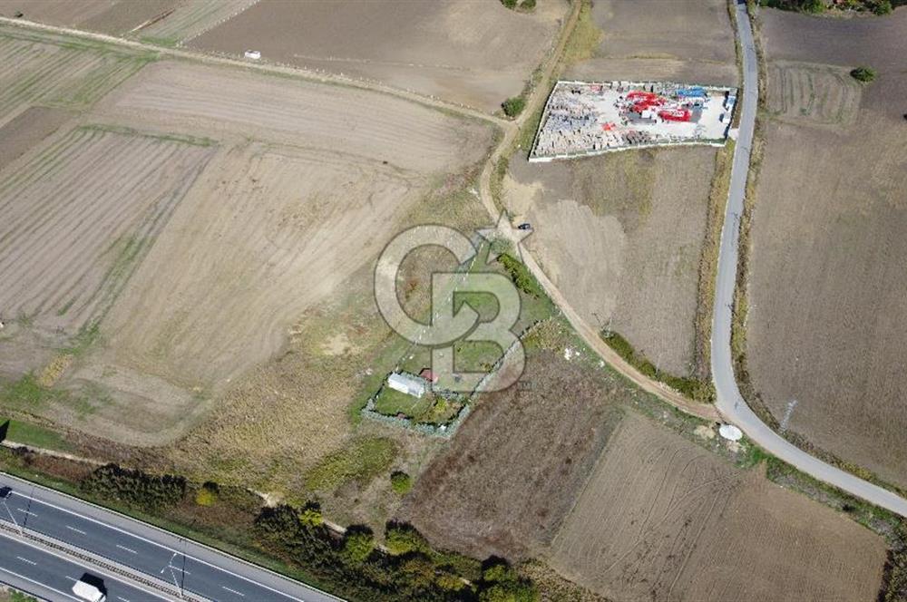 BÜYÜKÇEKMECE CELALİYE'DE 277 m² SATILIK ARSA -SINIRLARI ÇEVRİLİ