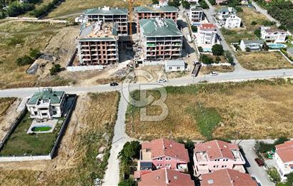 BÜYÜKÇEKMECE KUMBURGAZ 660M² DENİZ MANZARALI VİLLA İMARLI ARSA