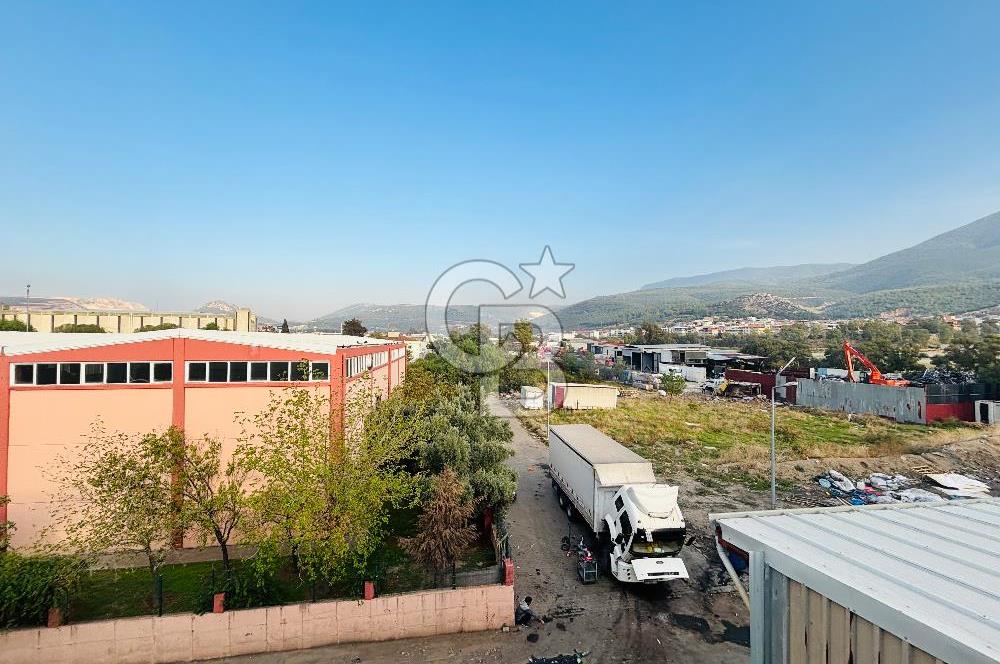 Pınarbaşı Sanayi Sitesinde Satılık Bina