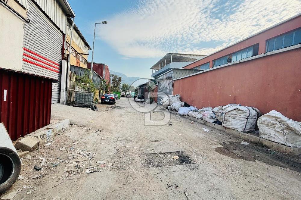 Pınarbaşı Sanayi Sitesinde Satılık Bina