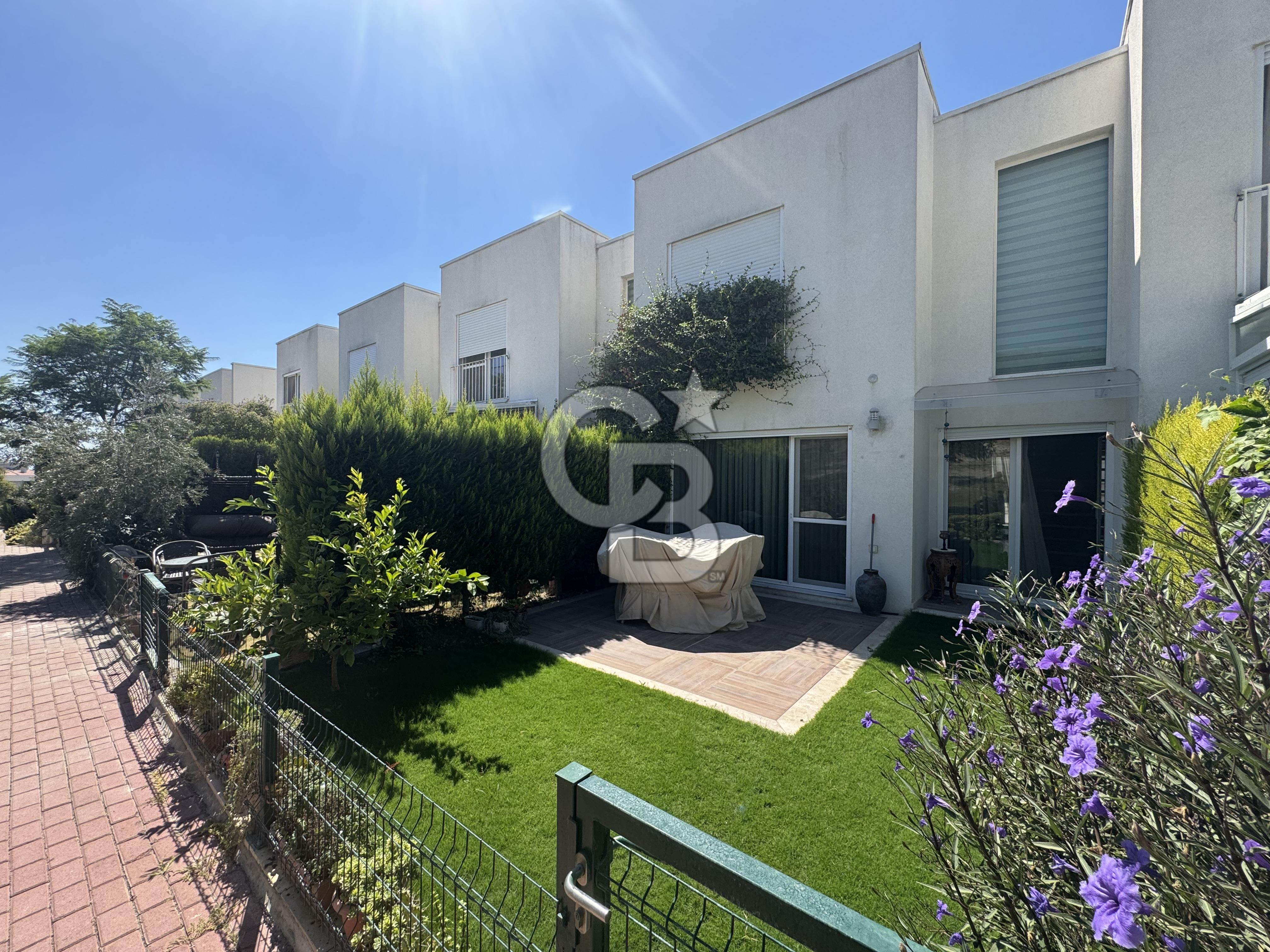 35. Sokak sitesinde Satılık Bahçeli 3+1