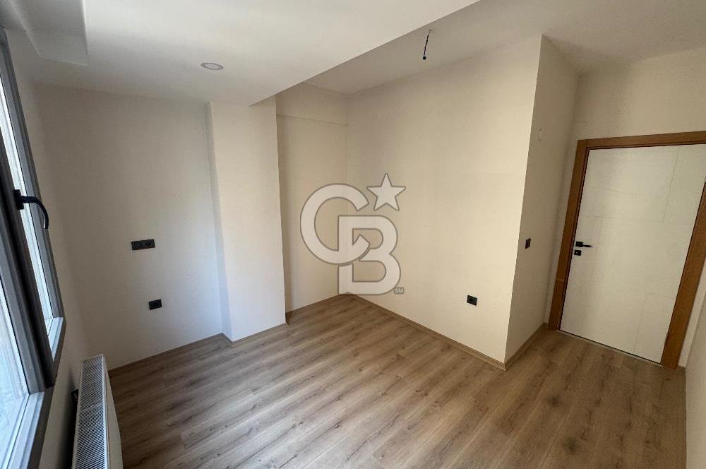 Menemen Uğur Mumcu Mah Satılık 2+1