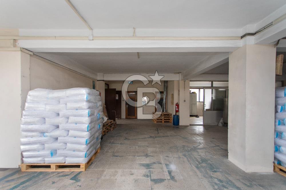 Bornova Karacaoğlan Mh.4 Katlı Üretim Tesisine Uygun Satılık Komple Bina