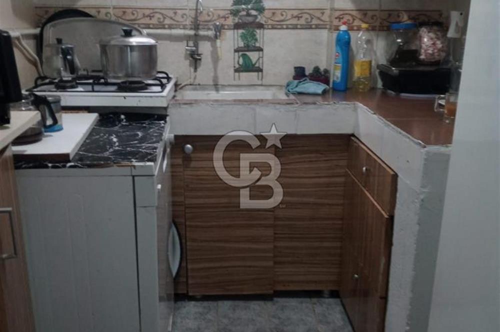 Üsküdar Zeynep Kamil' de Merkeze Yakın 2+1 60 m2 Zemin Kat Daire