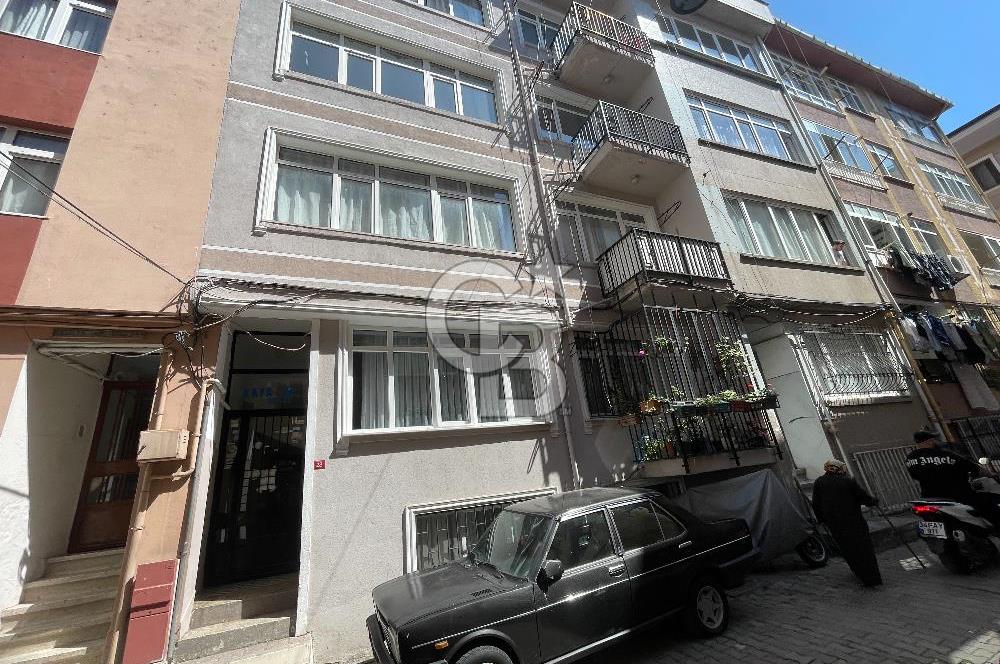 Üsküdar Zeynep Kamil' de Merkeze Yakın 2+1 60 m2 Zemin Kat Daire