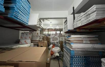 Balçova Merkezde Satılık 55M2 Özel Konumlu Dükkan